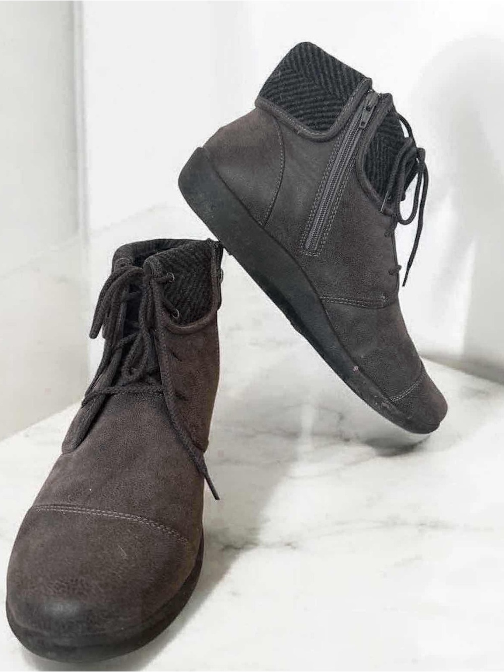 Cloud Steppers by Clarks Dark Gray Suede Lace-Up Ankle Boots